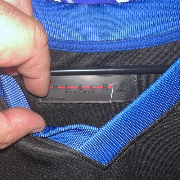 Black Pyramid Red and Black Graphic Top - Picture 3 of 4